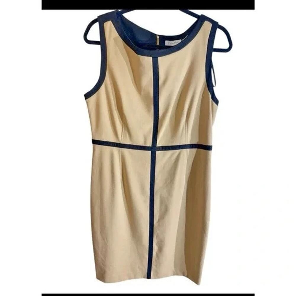NWT $139 Calvin Klein CD4X1116 Colorblock Black Piping Stretch Sheath Dress Tan